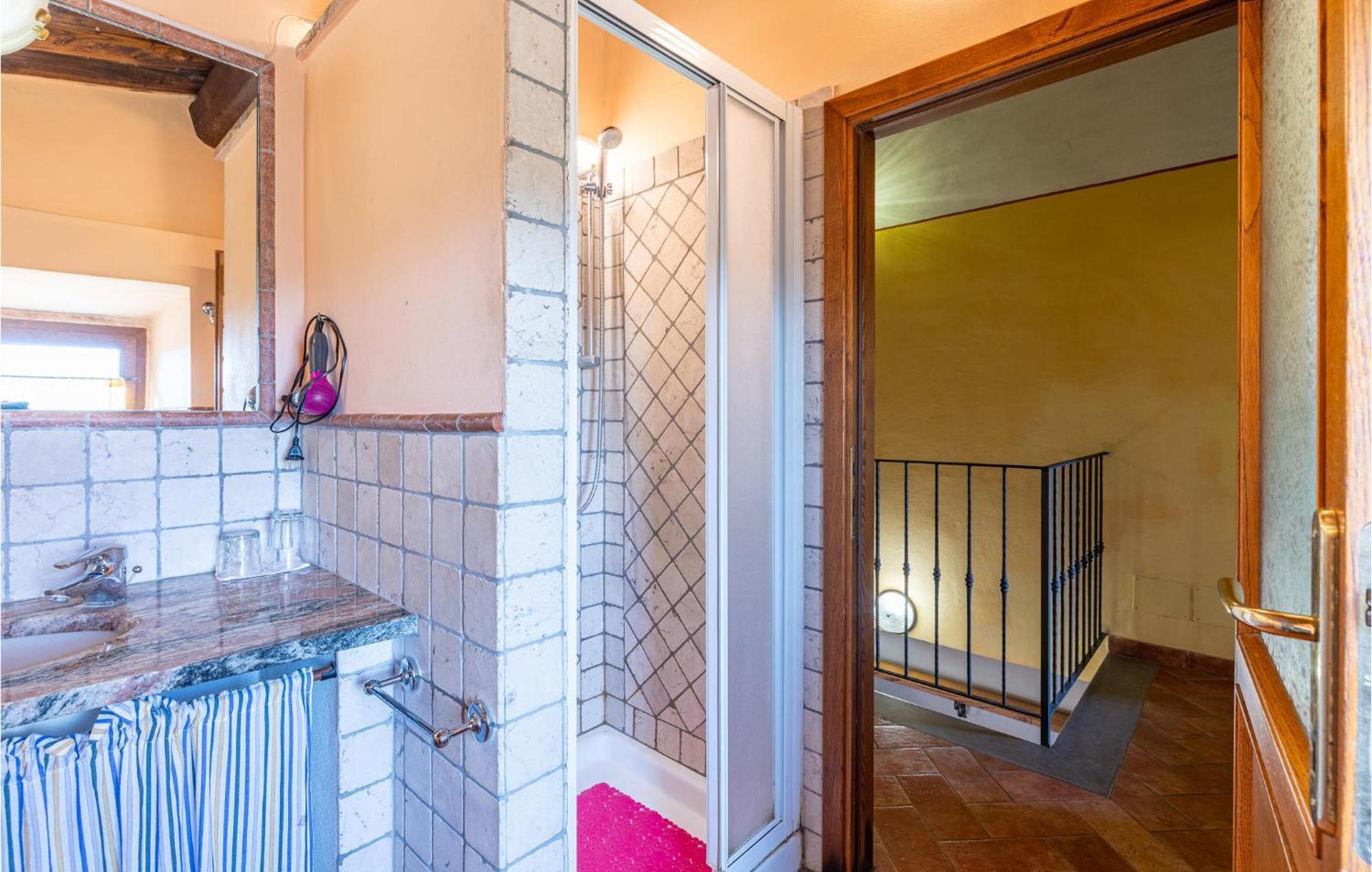 Awesome Home In Marliana With Kitchenette Exteriör bild